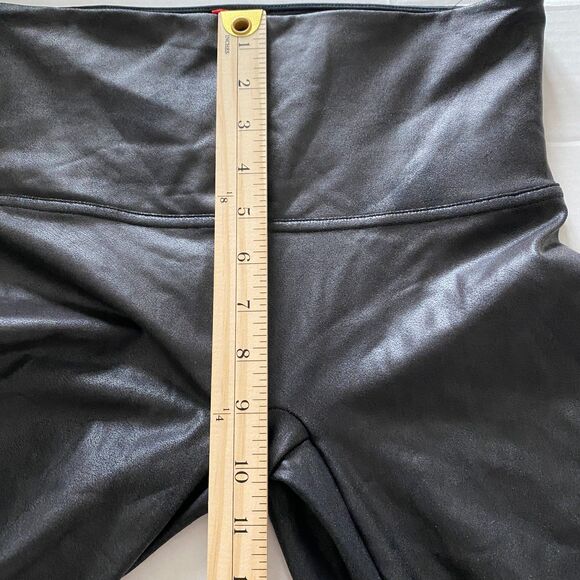 SPANX Ready-to-Wow! Faux Leather Black Stretchy Leggings PL - Picture 10 of 11